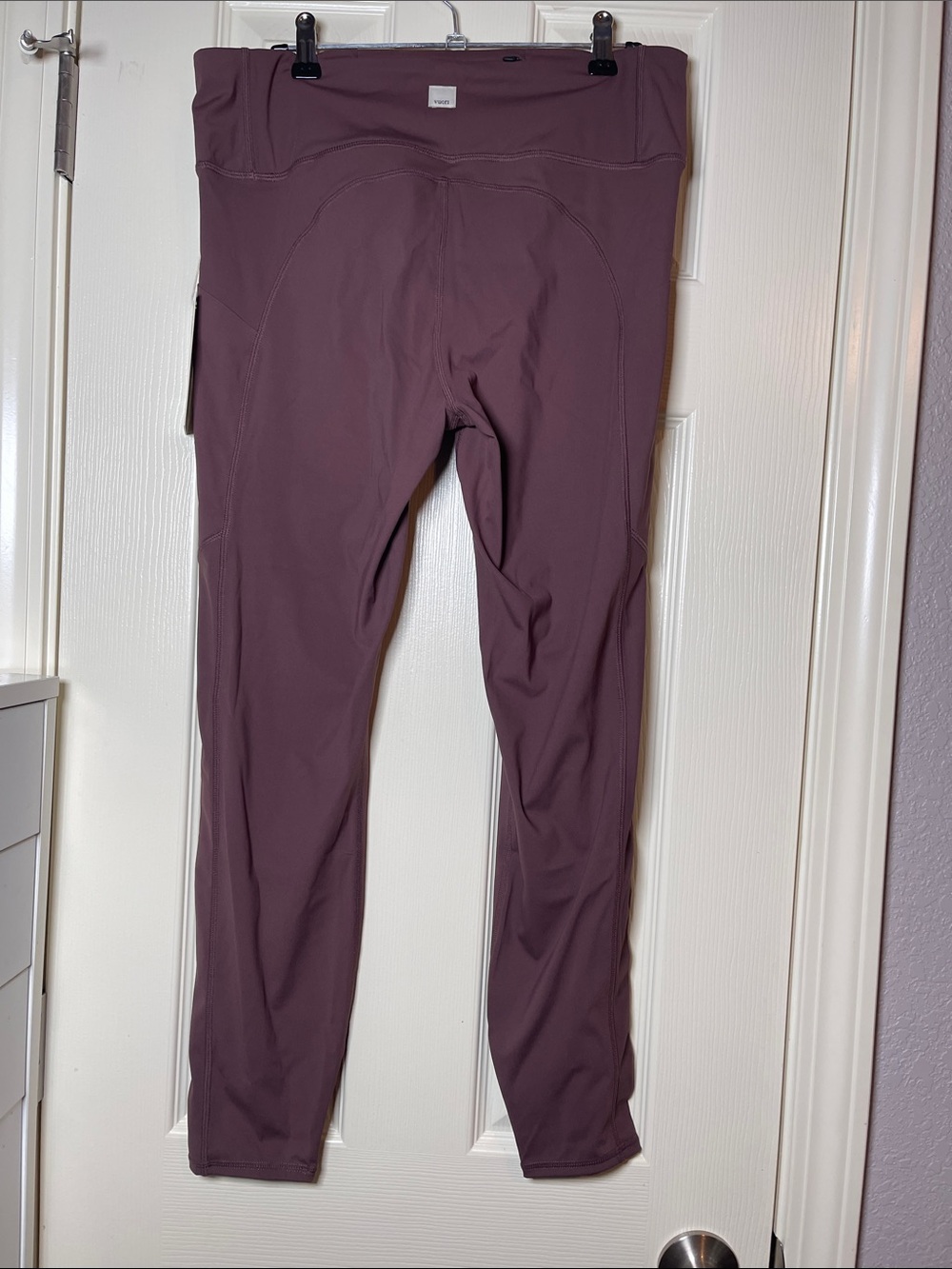 Vuori Chestnut High-Rise Performance Leggings